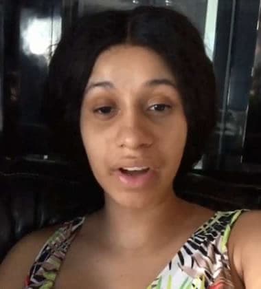 15 Times Cardi B Caught On Camera Without Makeup