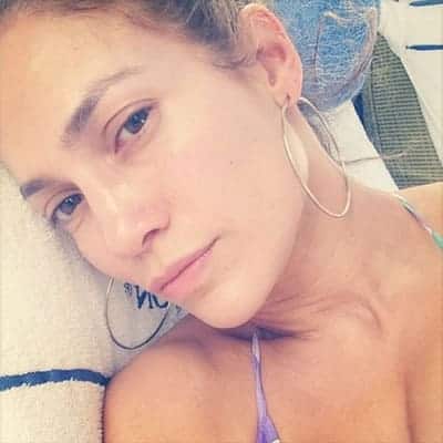 Top 15 Jennifer Lopez No Makeup Photos of ALL Time