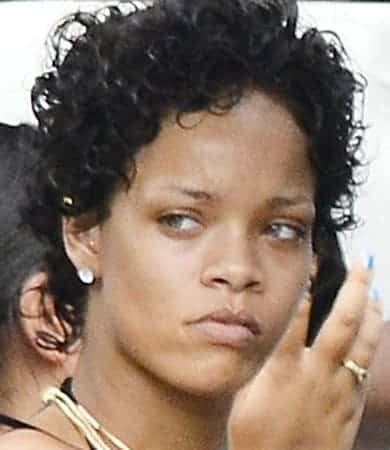 17 Amazing Rihanna Without Makeup Photos