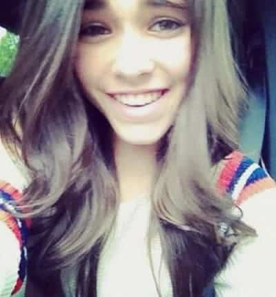 Madison Beer nice throwback selfie