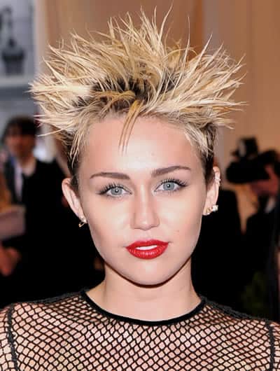 Miley Cyrus had a spiky hair day and it is crazy!