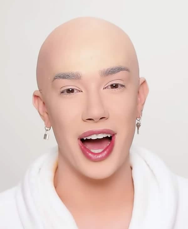 Sorry James Charles We All Knew Your Bald Head Was A Prank