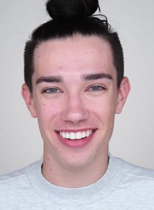 10 Stunning James Charles Without Makeup Photos