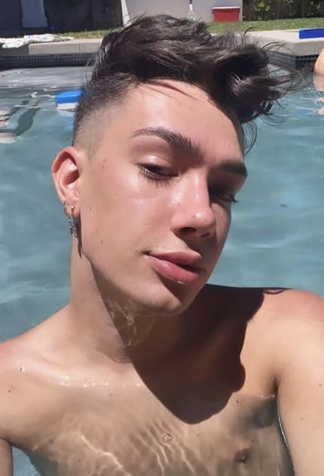 James Charles taking the perfect swimming pool shot