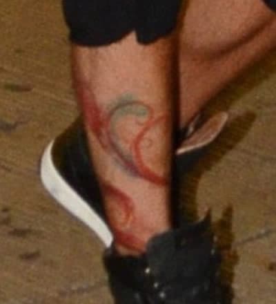 Ricky Martin right leg tattoo