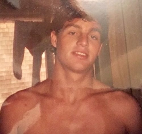 Mark Ruffalo posing shirtless